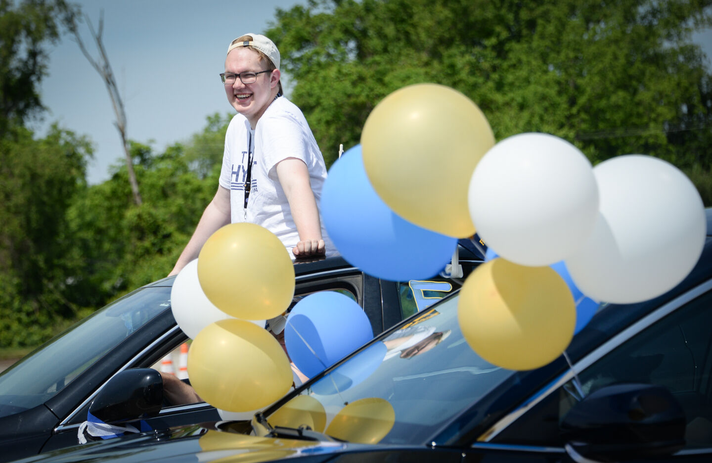 052521_FCHSSeniorParade_hb_web-4.jpg
